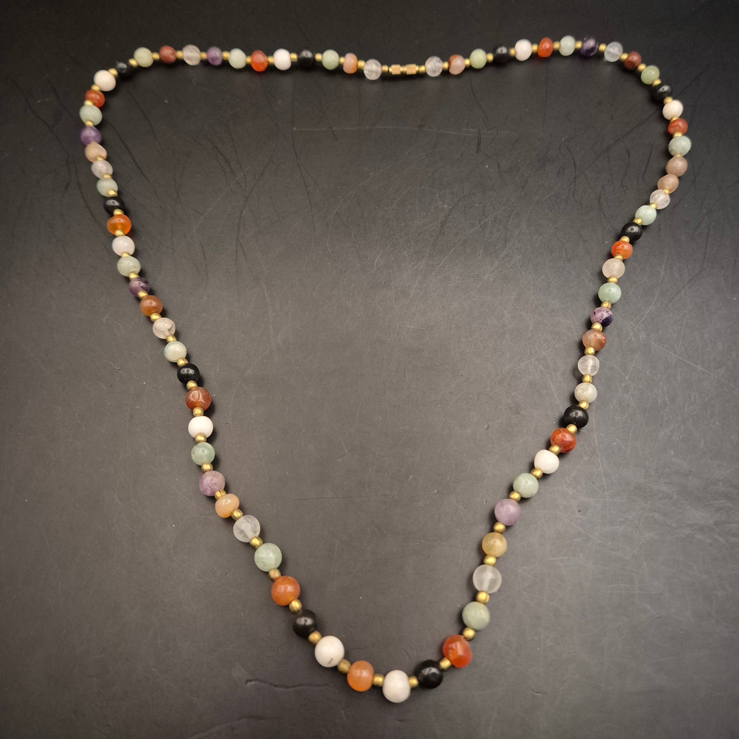 Bunte Damen Halskette – Edelsteinoptik mit Kugelperlen