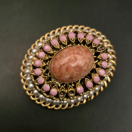Opulente Vintage Brosche – Goldfarben mit rosa Steinbesatz