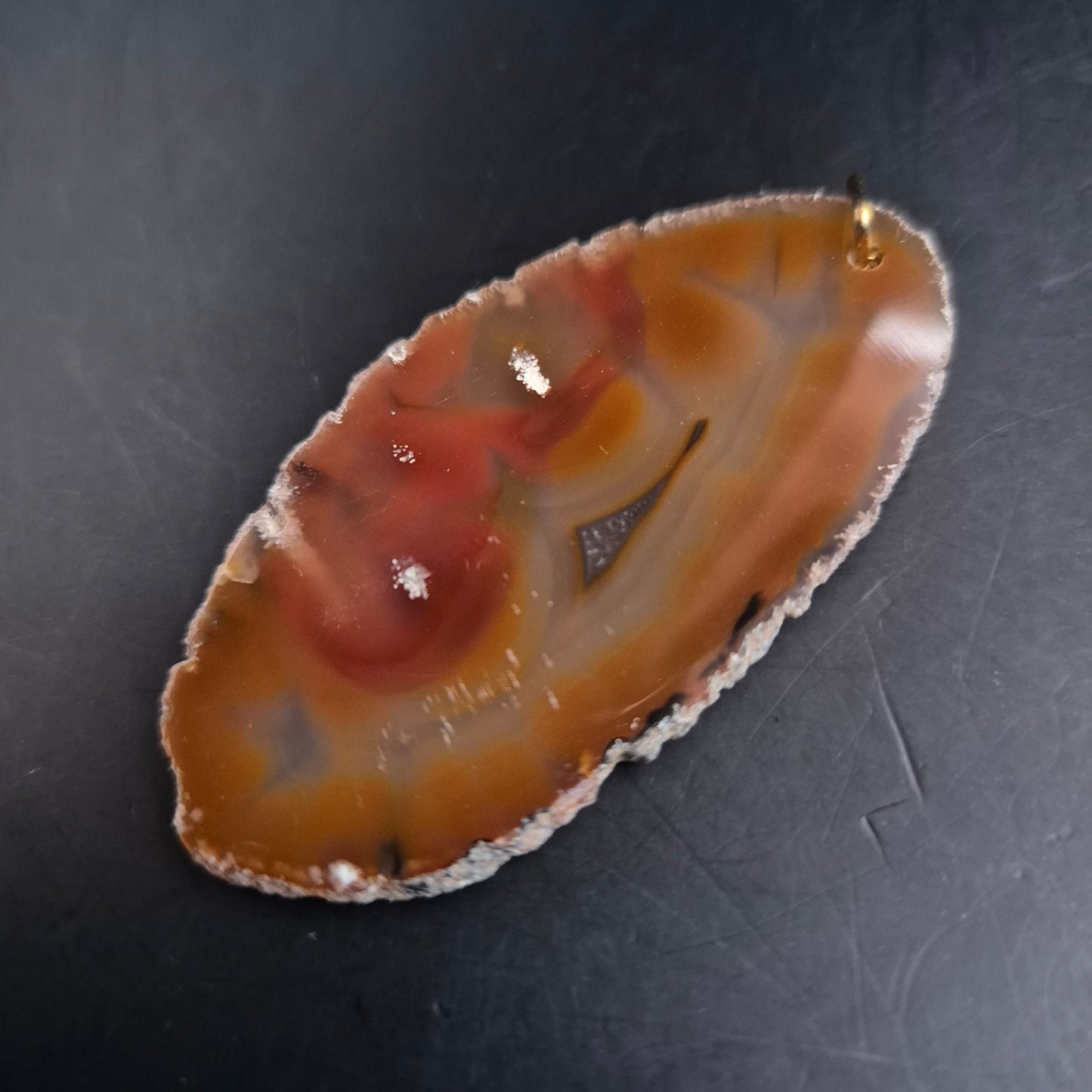 Natürlicher Achat Anhänger – Einzigartige Maserung in Braun und Rot