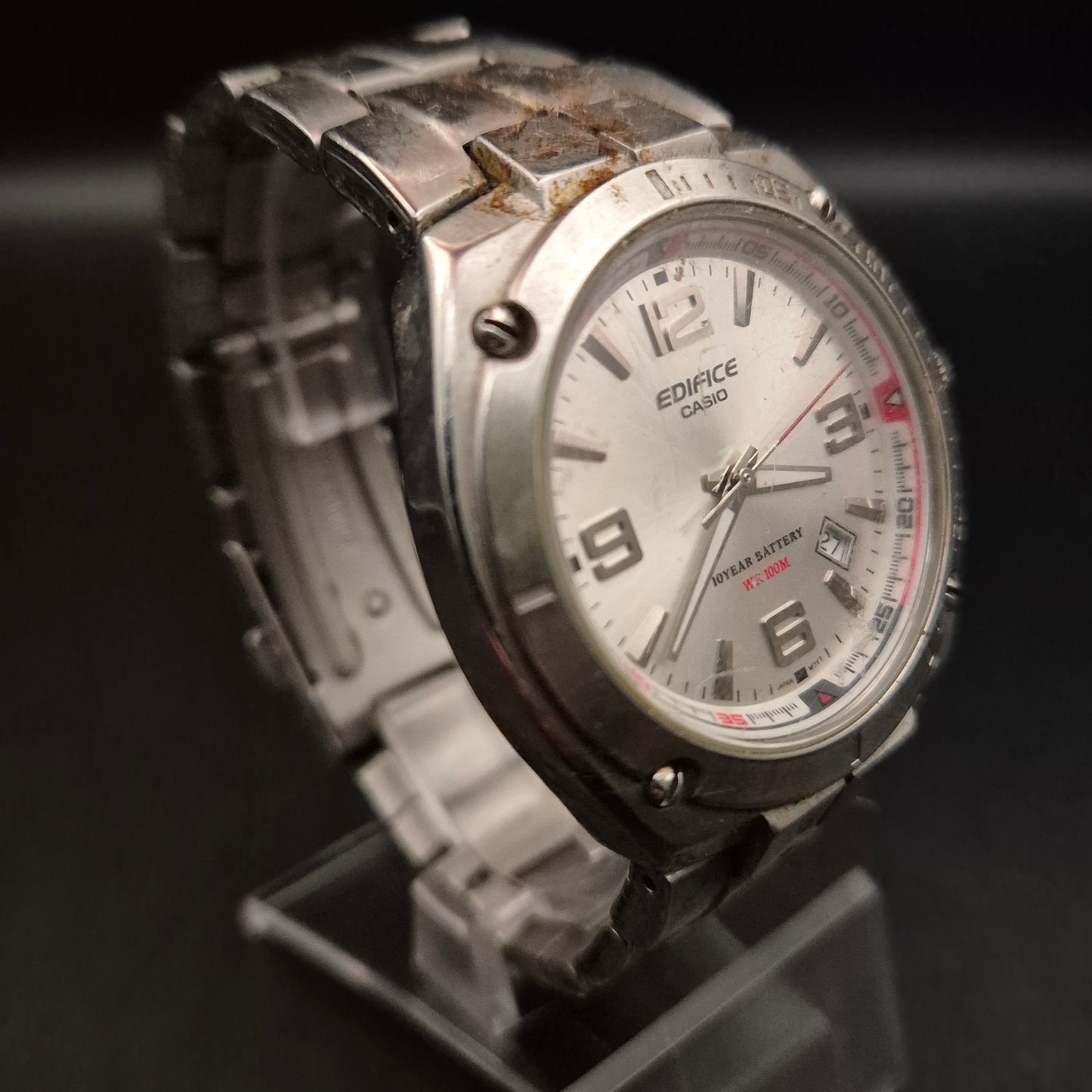 Casio Edifice Herren Uhr – Sportlicher Look mit Datumsanzeige