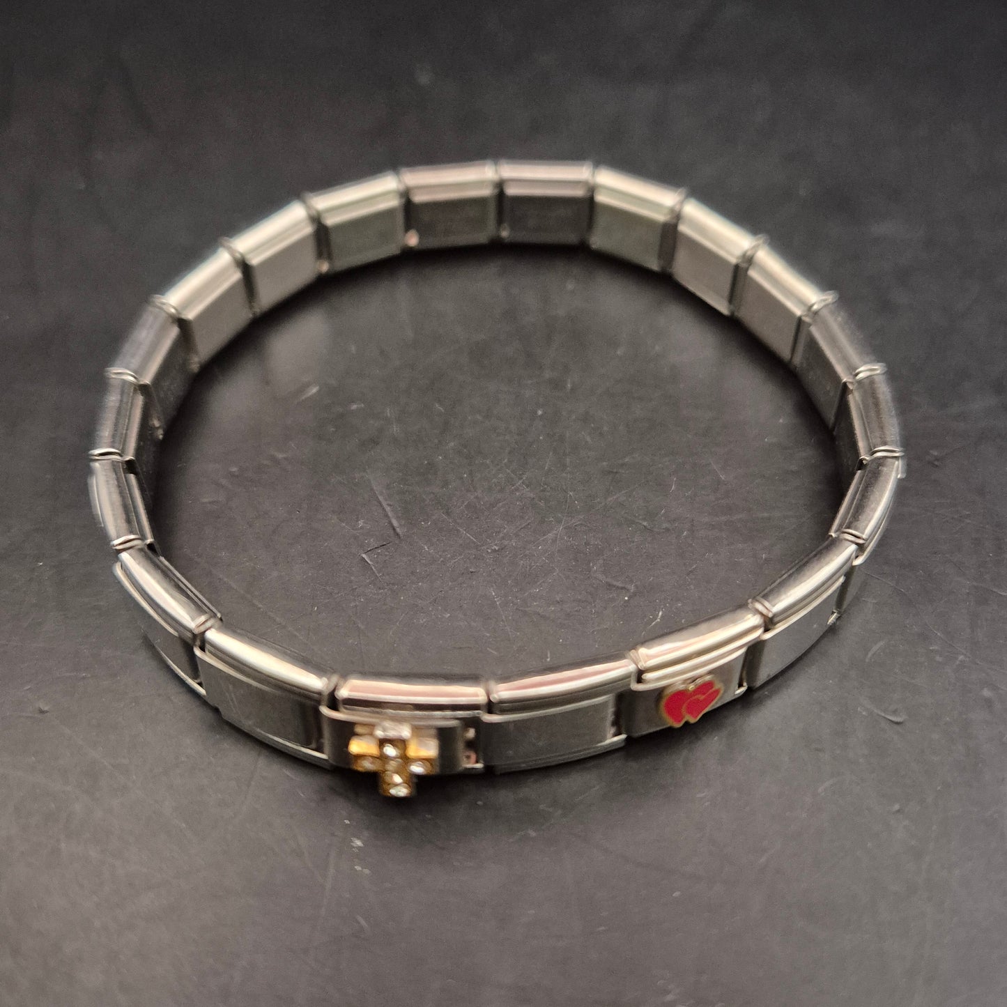 Modulares Edelstahl Armband mit Herz- und Blumenmotiv – Flexibler Stil