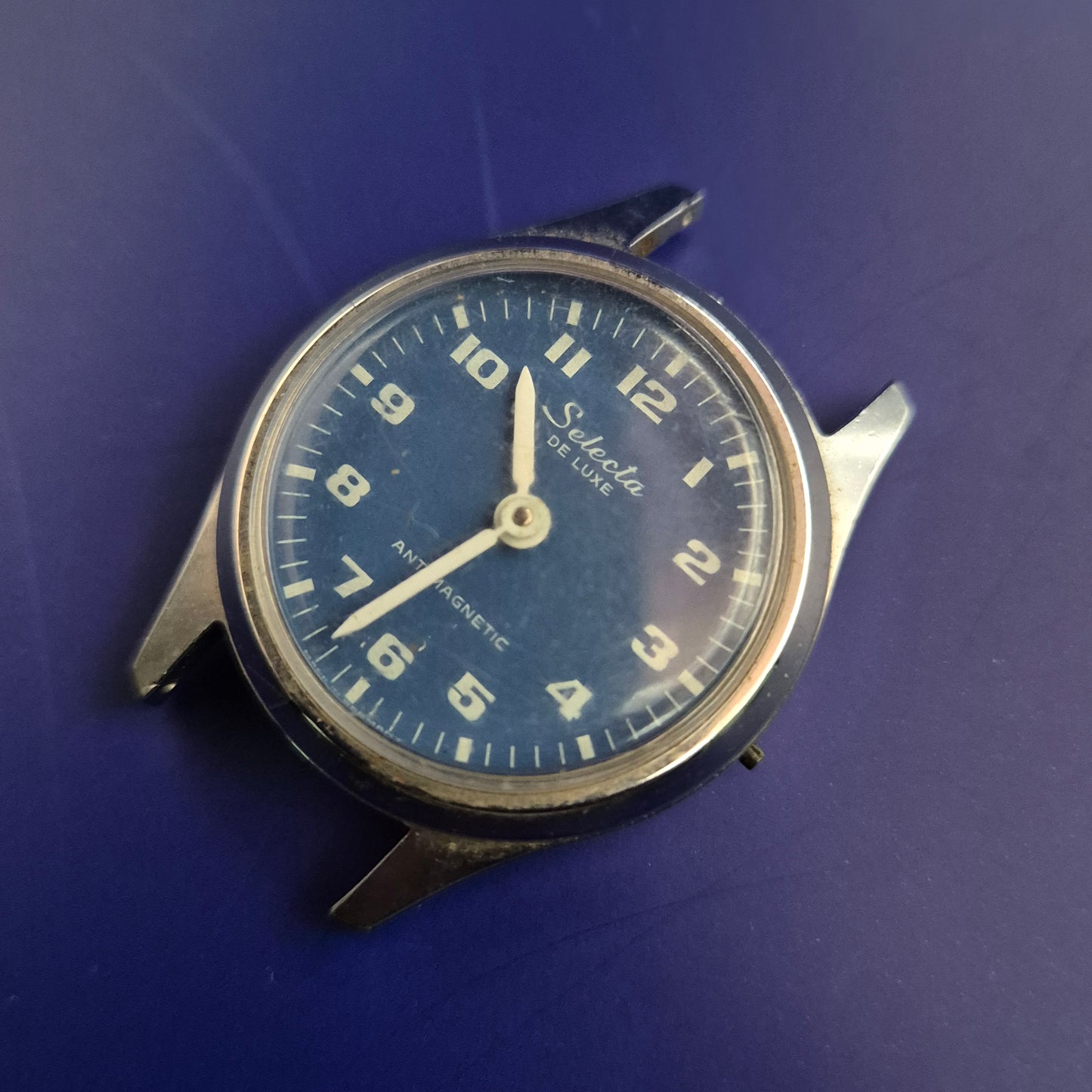 Vintage Selecta DE LUXE Herren Uhr – Blaues Zifferblatt (Defekt)