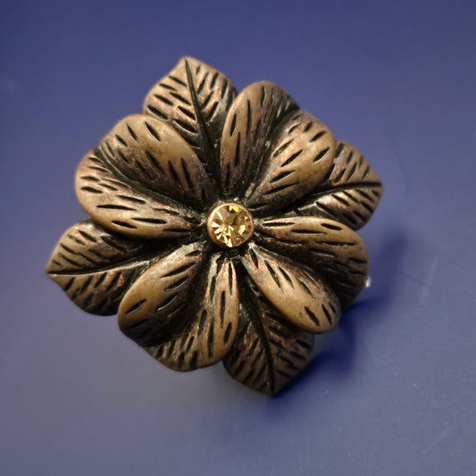 Vintage O-Ring – Große Blütenform in Kupferoptik