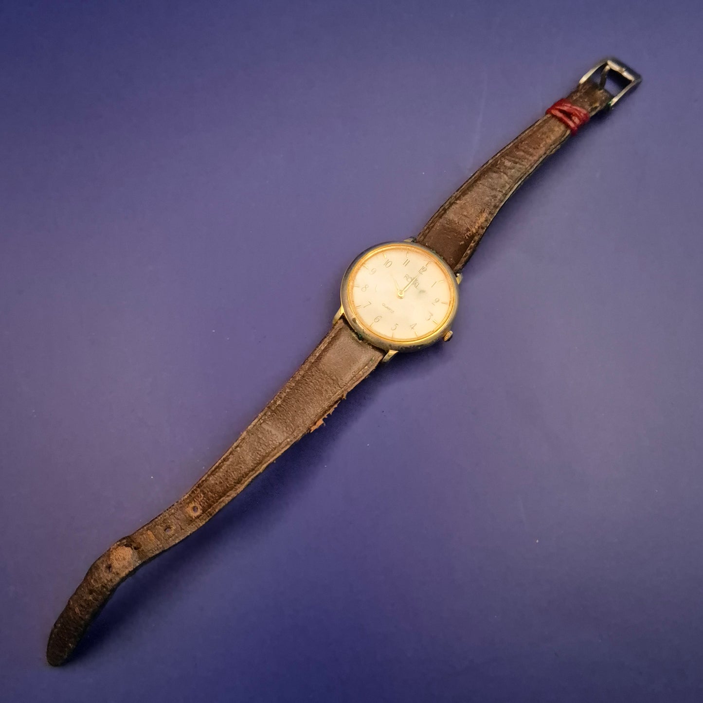Vintage Royal Herren Uhr – Goldfarbenes Gehäuse & Lederband