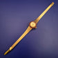 Vintage Slava Damen Uhr – Goldfarben & Granatbesatz