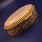 Ovale Vintage Schmuckdose – Goldfarbene Gravur mit Schmuckstein-Deckel