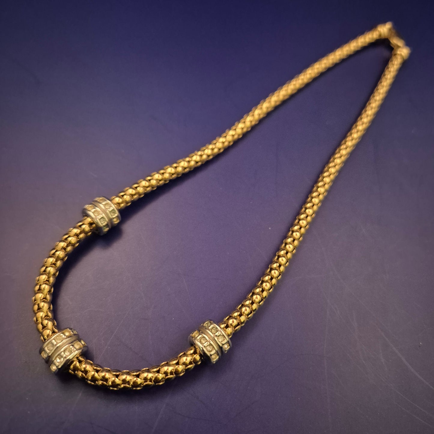 Vergoldete Damen Kette – Elegantes Design mit Strassakzenten