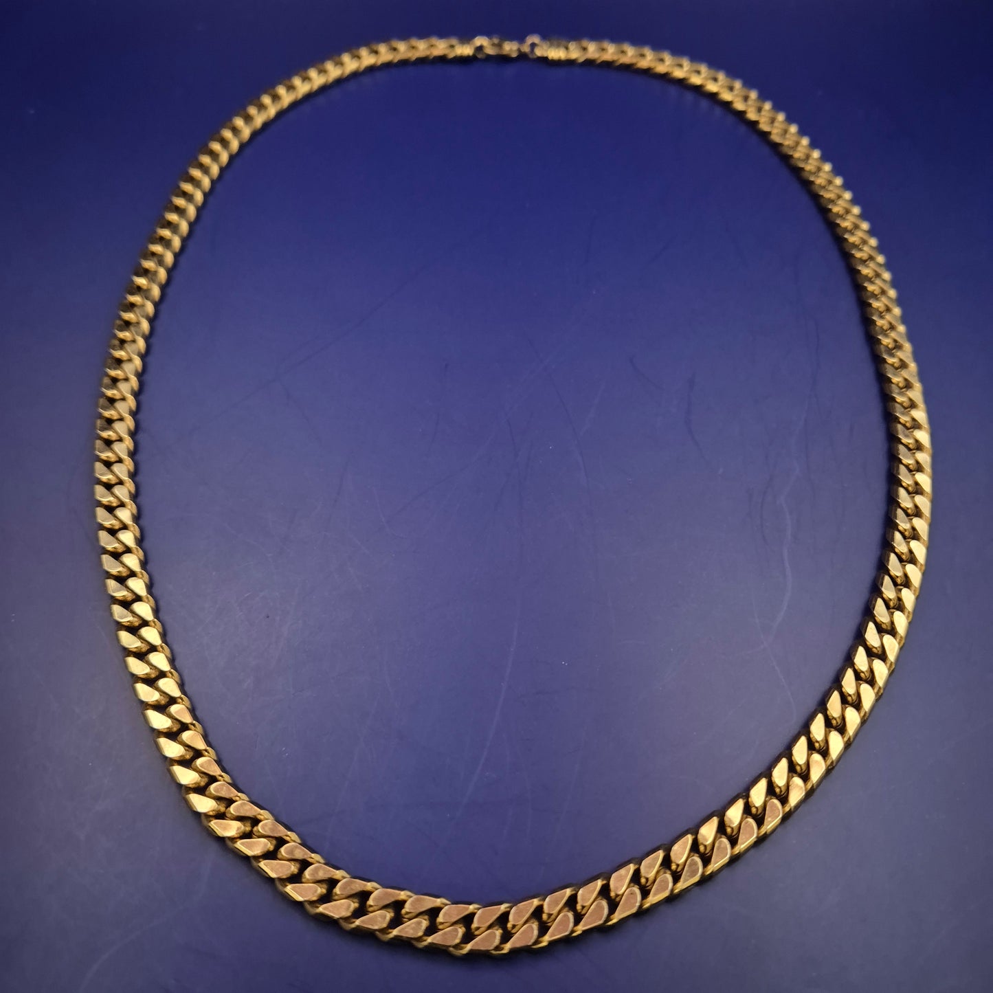 Vergoldete Halskette im Panzerketten-Design – Klassischer Look für jeden Anlass