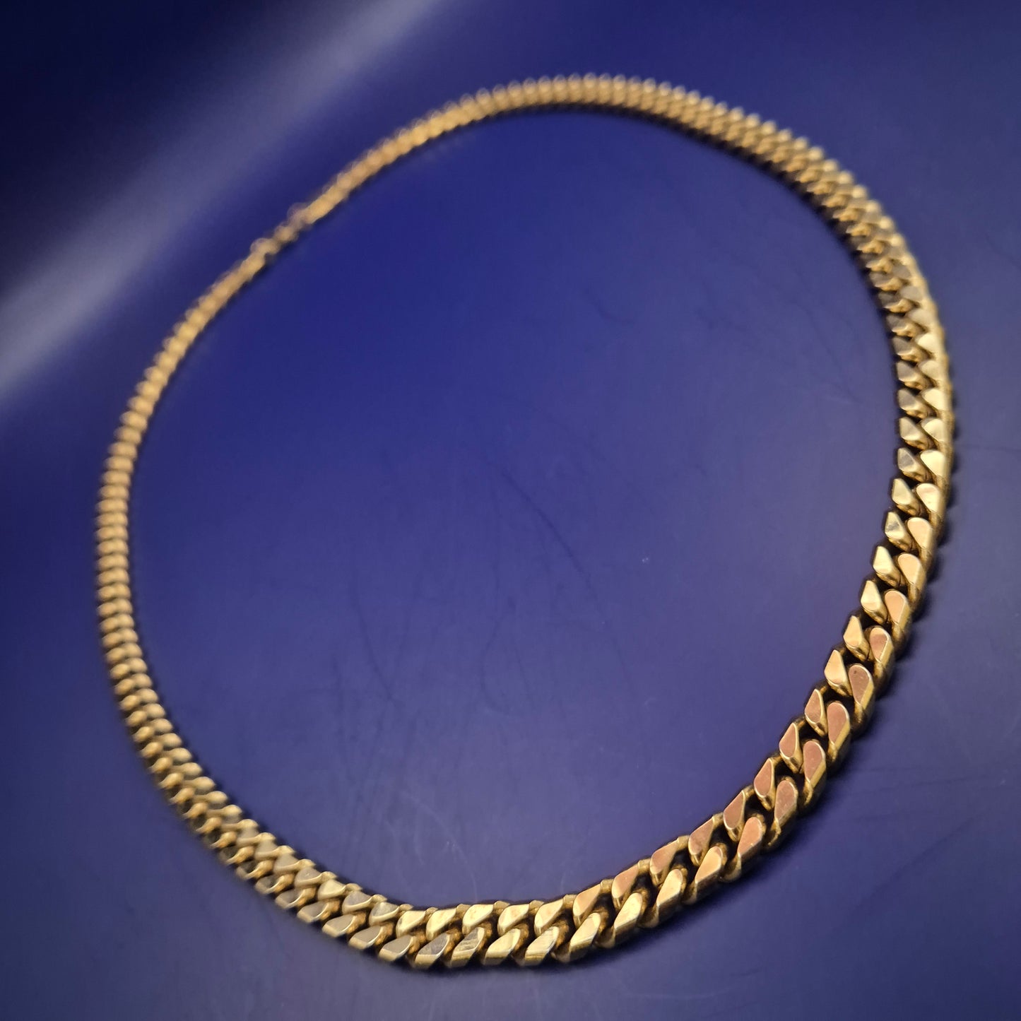 Vergoldete Halskette im Panzerketten-Design – Klassischer Look für jeden Anlass
