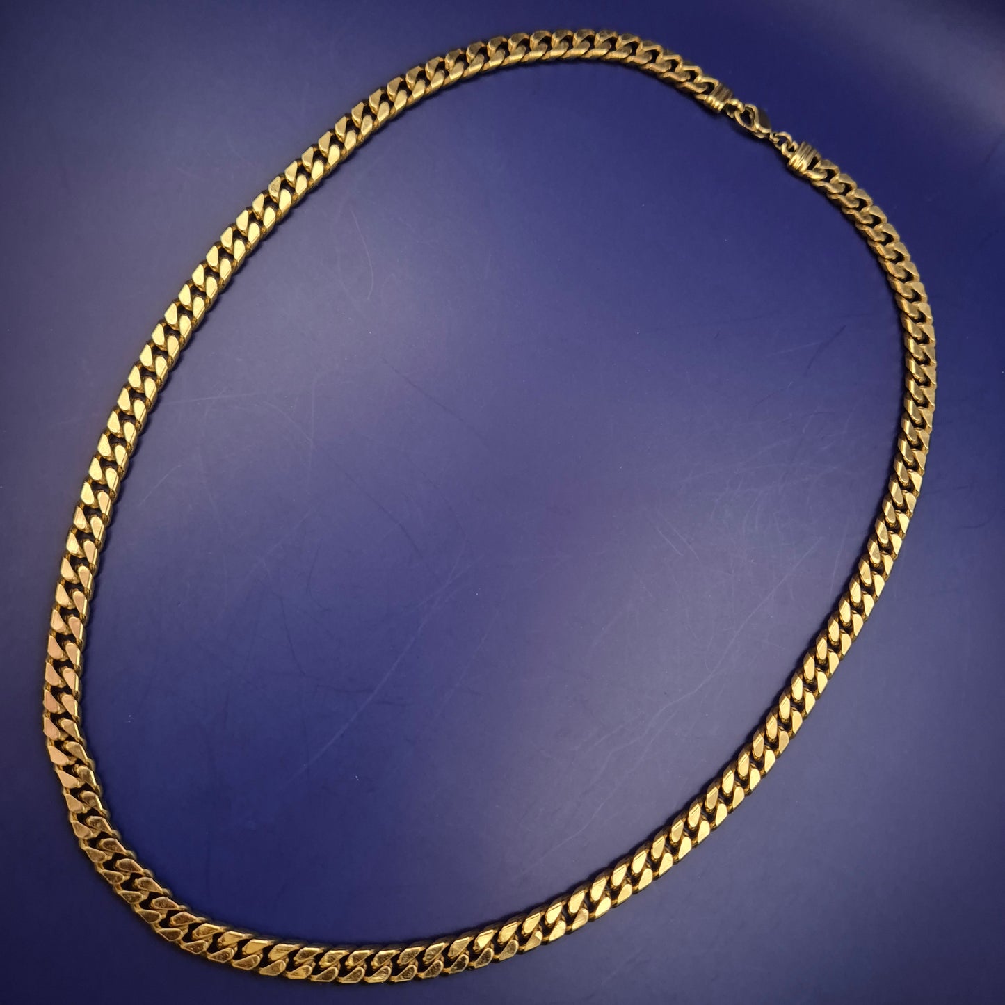 Vergoldete Halskette im Panzerketten-Design – Klassischer Look für jeden Anlass