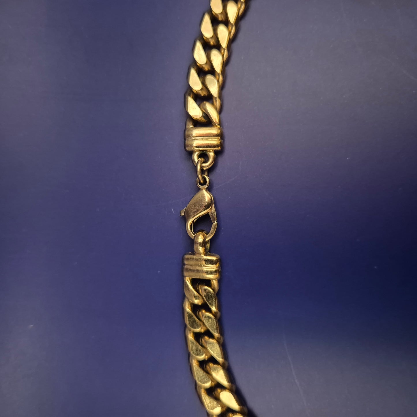 Vergoldete Halskette im Panzerketten-Design – Klassischer Look für jeden Anlass