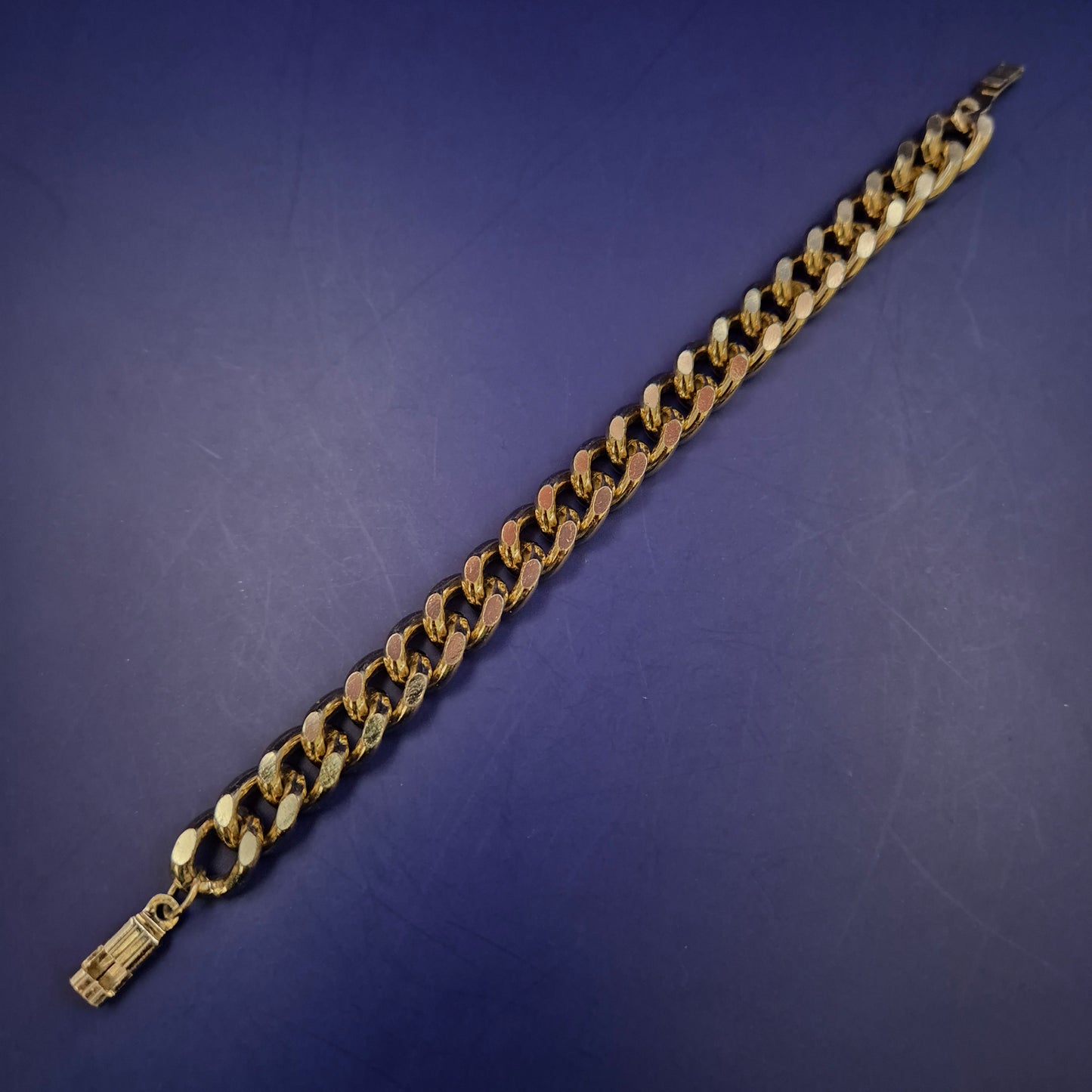 Vergoldetes Armband im Panzerketten-Stil – Massiv & Ausdrucksstark