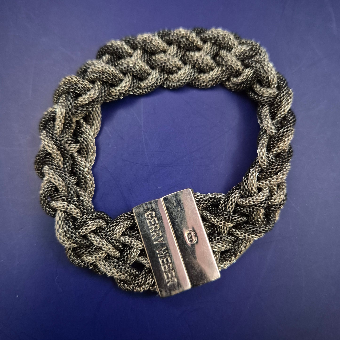 GERRY WEBER Armband im Flechtdesign – Silberfarben & Stilvoll