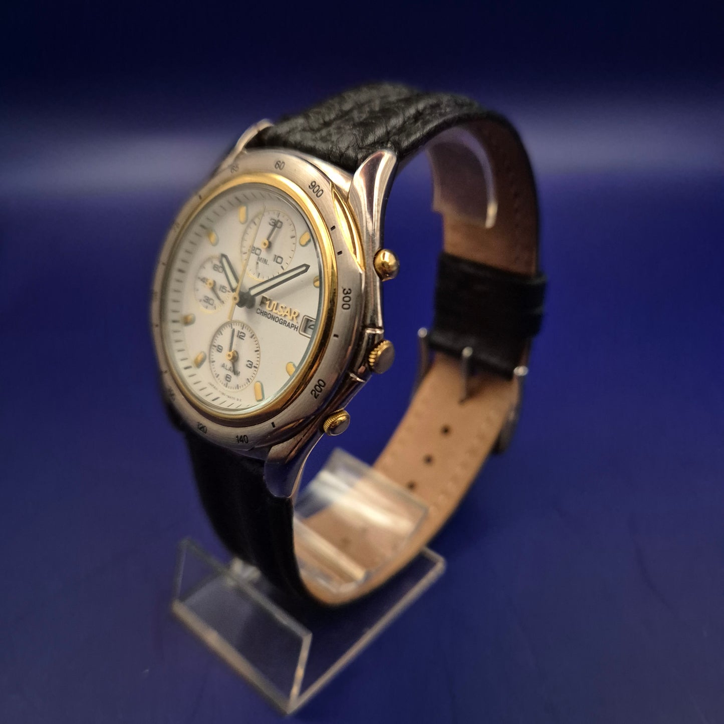 Pulsar Chronograph Herren Uhr – Edler Bicolor-Look mit Alarmfunktion