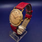Vintage Timex Damen Uhr – Klassisches Design mit rotem Schlangen-Optik Armband
