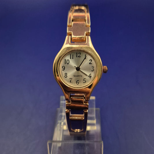 Elegante JG Damen Uhr – Roségold-Optik mit modernem Gliederarmband
