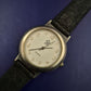 Klassische AR Damen Uhr – Zeitloses Design mit schwarzem Lederarmband