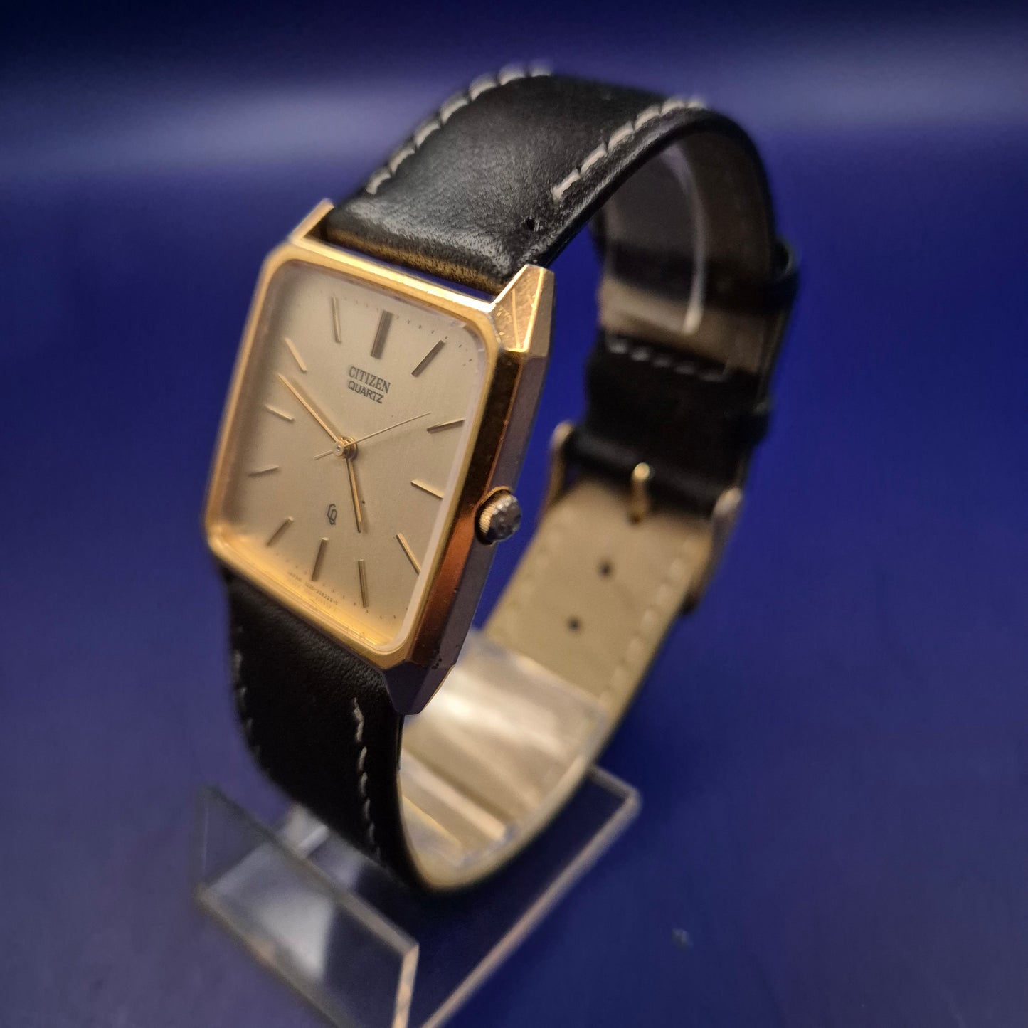 Elegante Citizen Herren Uhr – Vintage Gold-Look mit japanischem Quarzwerk