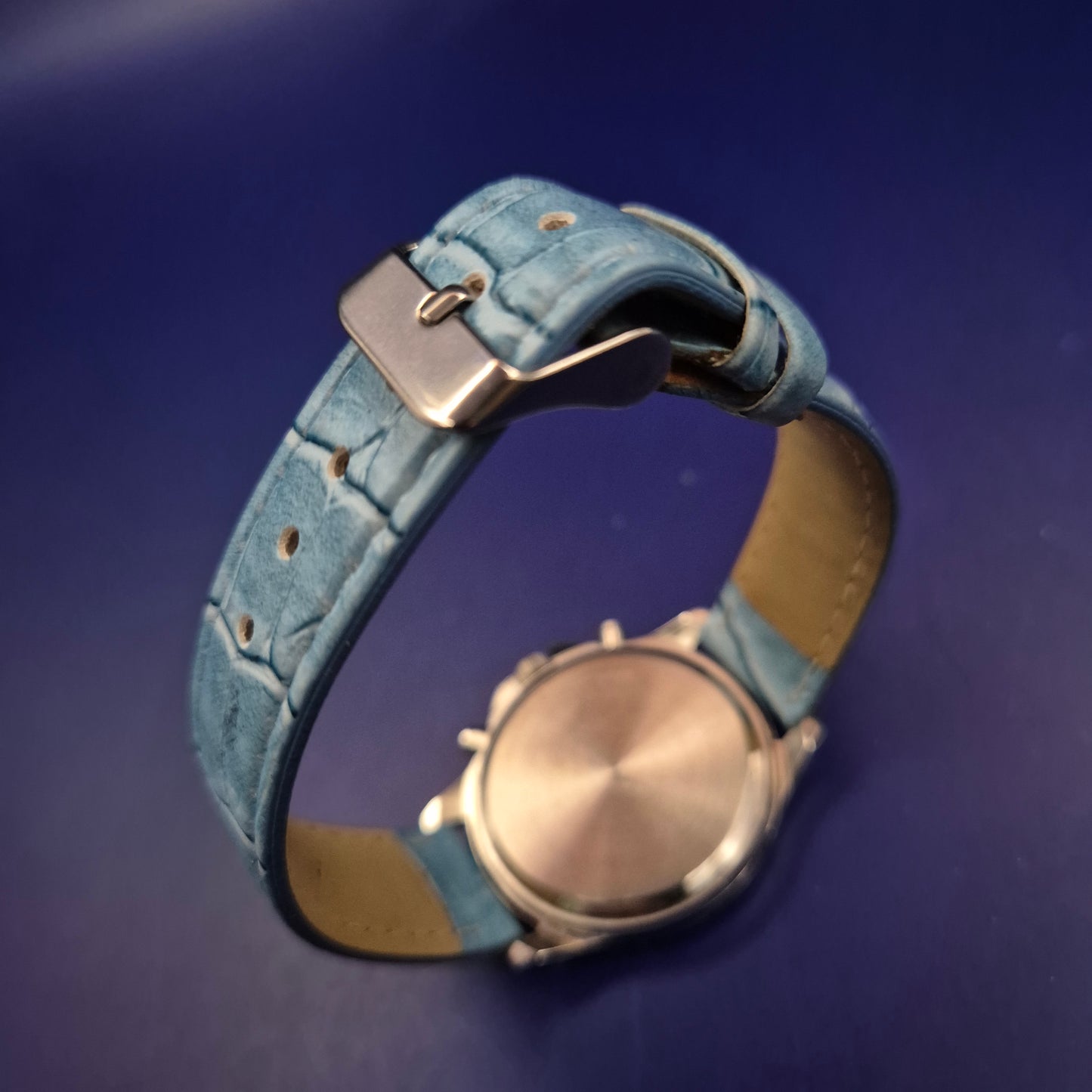 Elegante IK Damen Uhr – Funkelnder Chronograph-Look in Hellblau