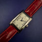 Elegante TCM Damen Uhr – Klassische Rechteck-Form mit rotem Lederarmband