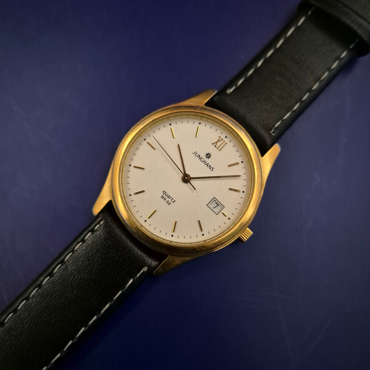 Klassische Junghans Herren Uhr – Zeitloses Design mit Lederarmband