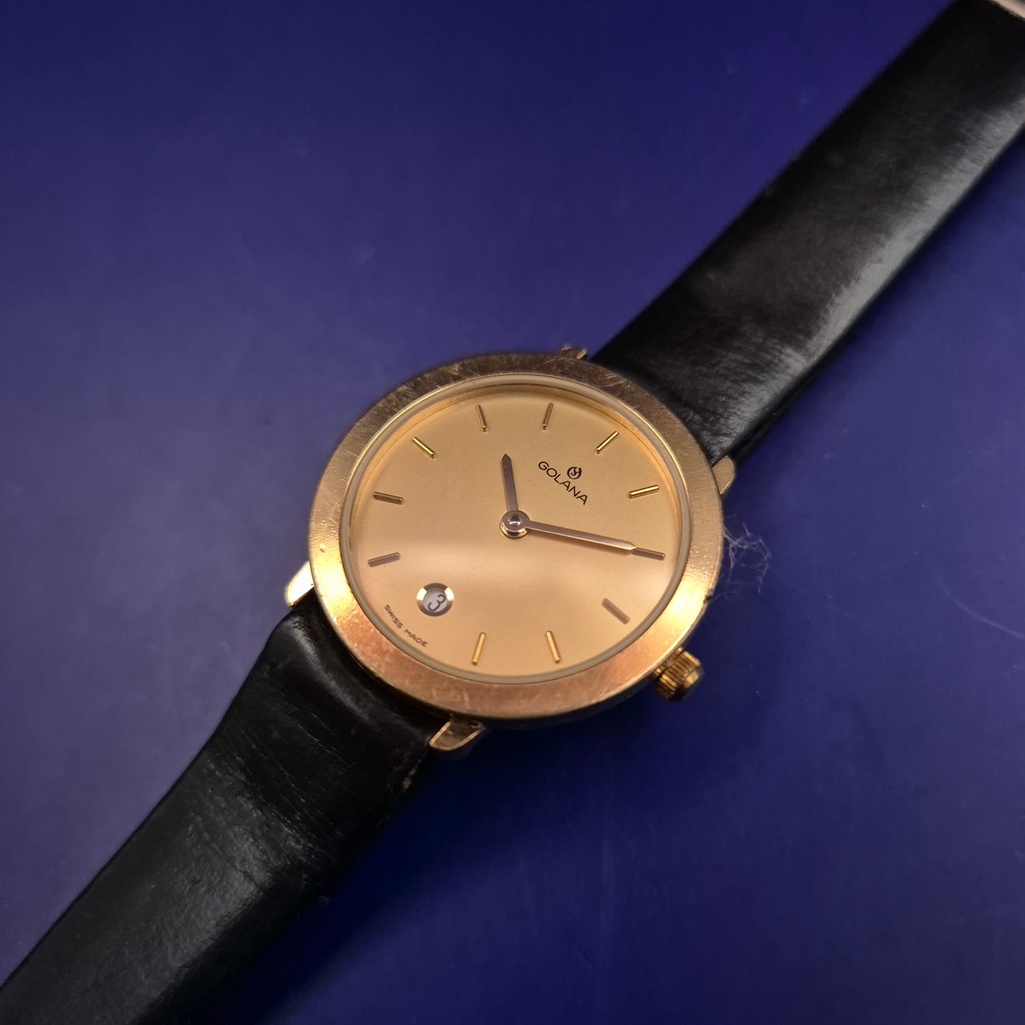 Elegante Golana Damen Uhr – Zeitloses Gold-Design mit Datumsanzeige