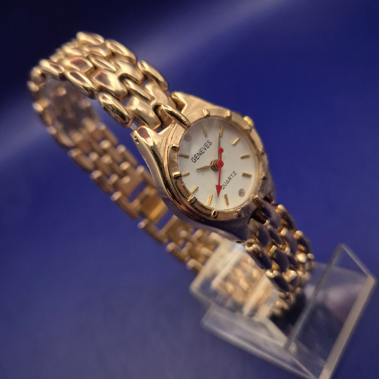 Elegante Geneves Damen Uhr – Klassisches Gold Design mit Quarzwerk