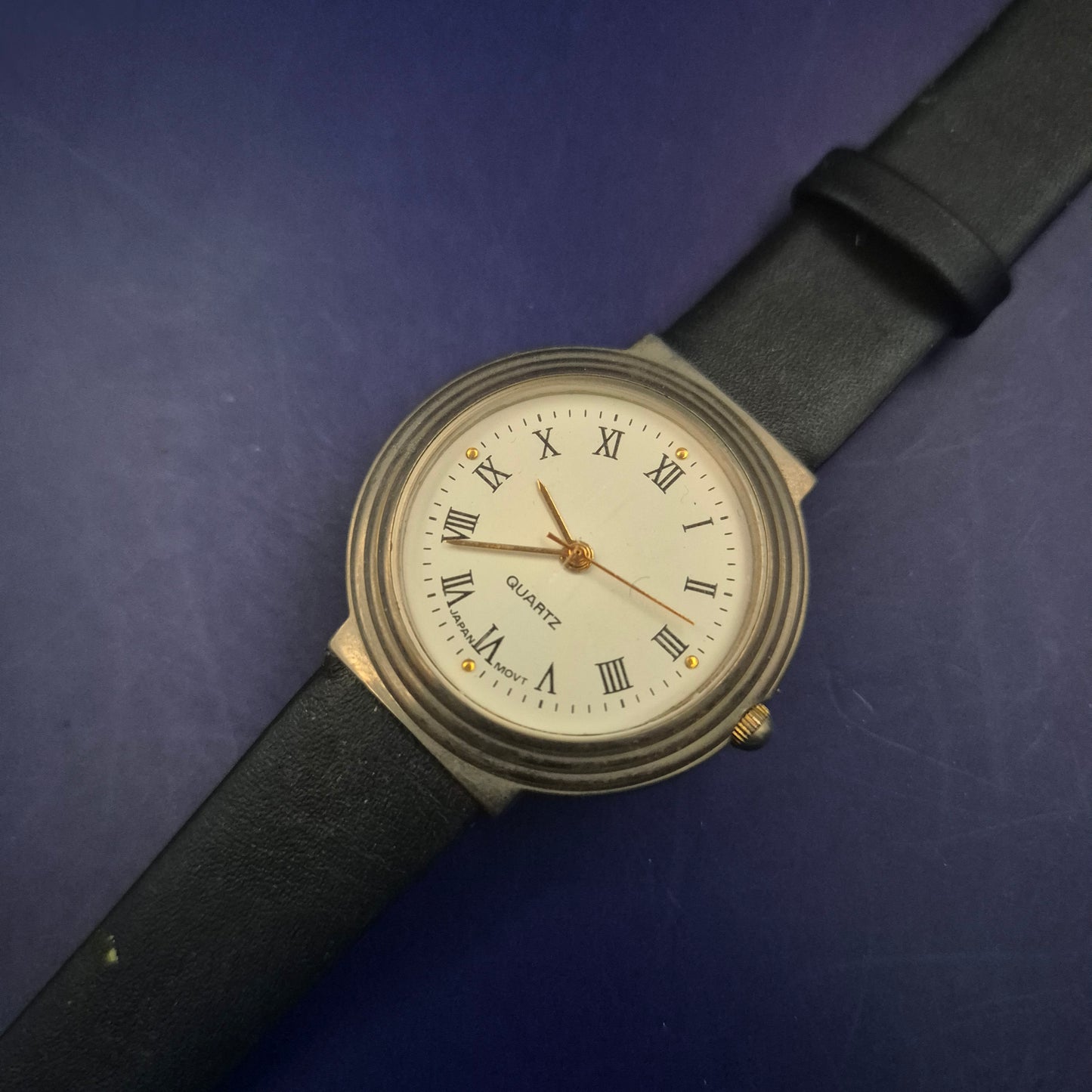 Elegante Damen Uhr mit Römischen Ziffern – Klassisches Design