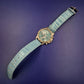 Elegante LK Damen Uhr – Türkises Perlmutt-Design mit Strassbesatz