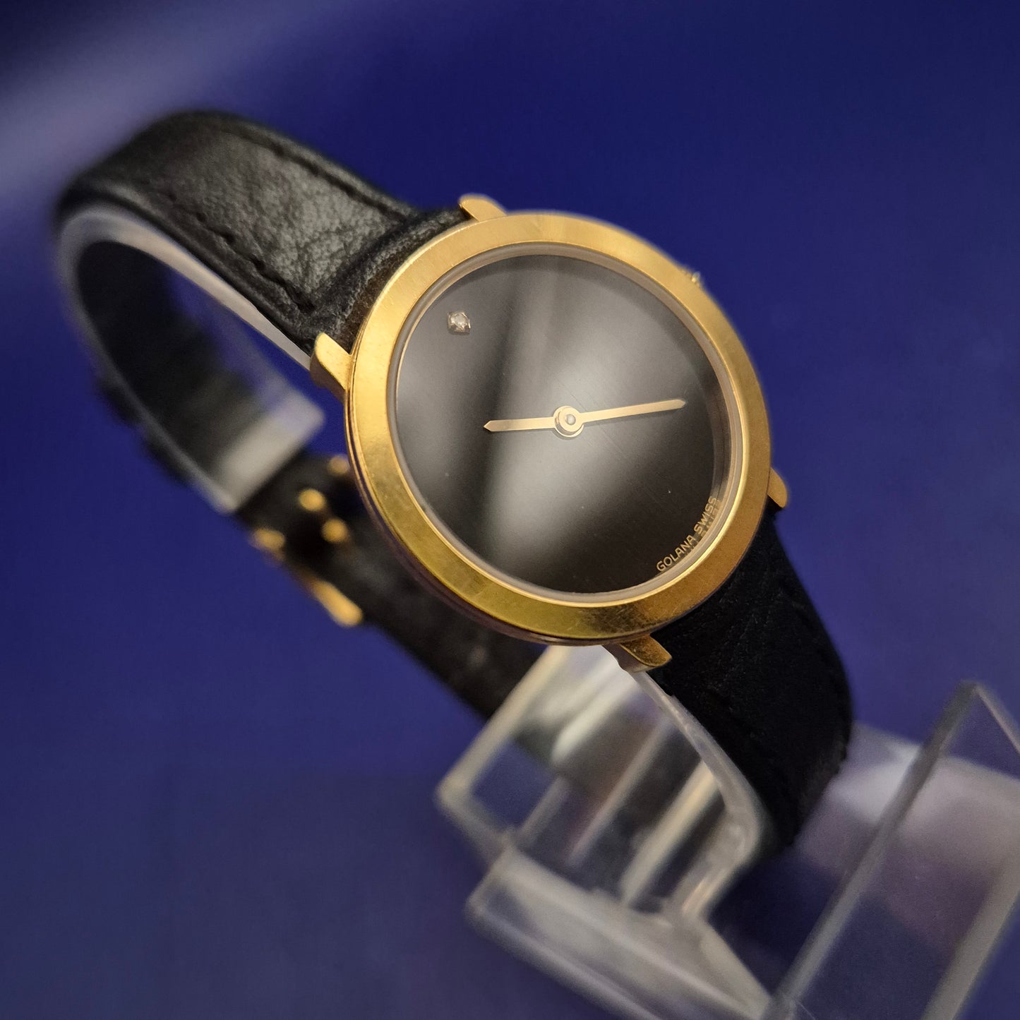 Minimalistische Golana Swiss Damen Uhr – Elegantes Schwarz & Gold Design