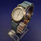 Charmante Damen Uhr mit hellblauem Lederarmband – Klassisch & Verspielt