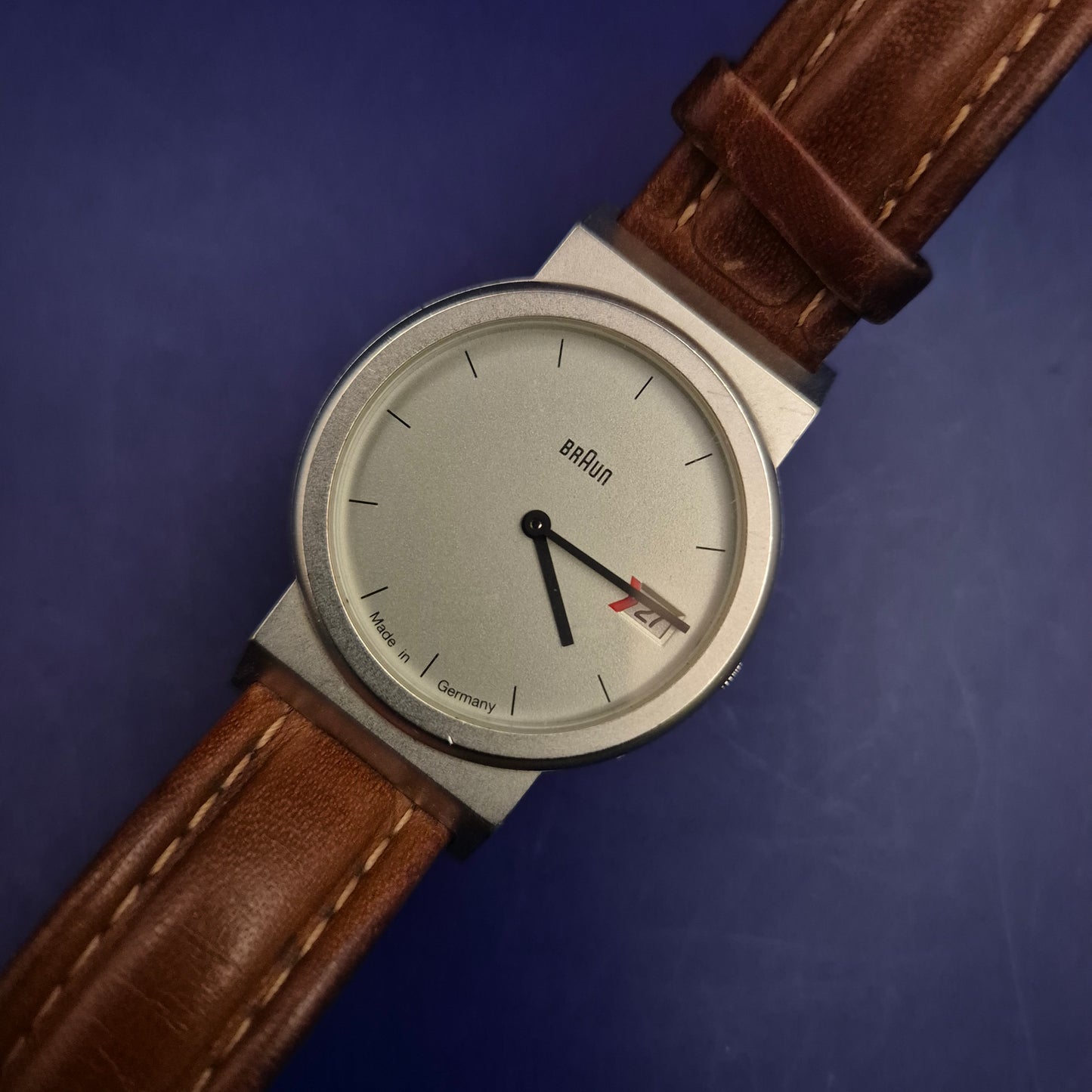 Klassische Braun Herren Uhr – Minimalistisches Bauhaus Design AW 50