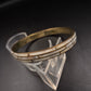 Edler Damen Armreif mit Perlmutt-Inlay – Goldfarbenes Vintage Design