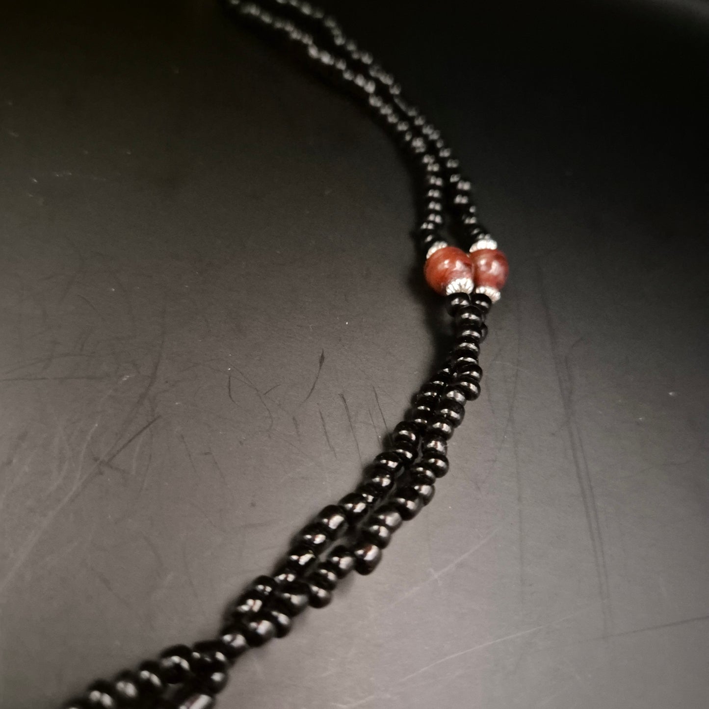 Elegante Boho Damen Kette – Perlenkette mit Ethno-Details
