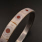 Moderner Edelstahl Armreif mit Naturstein Inlays – Einzigartiger Look