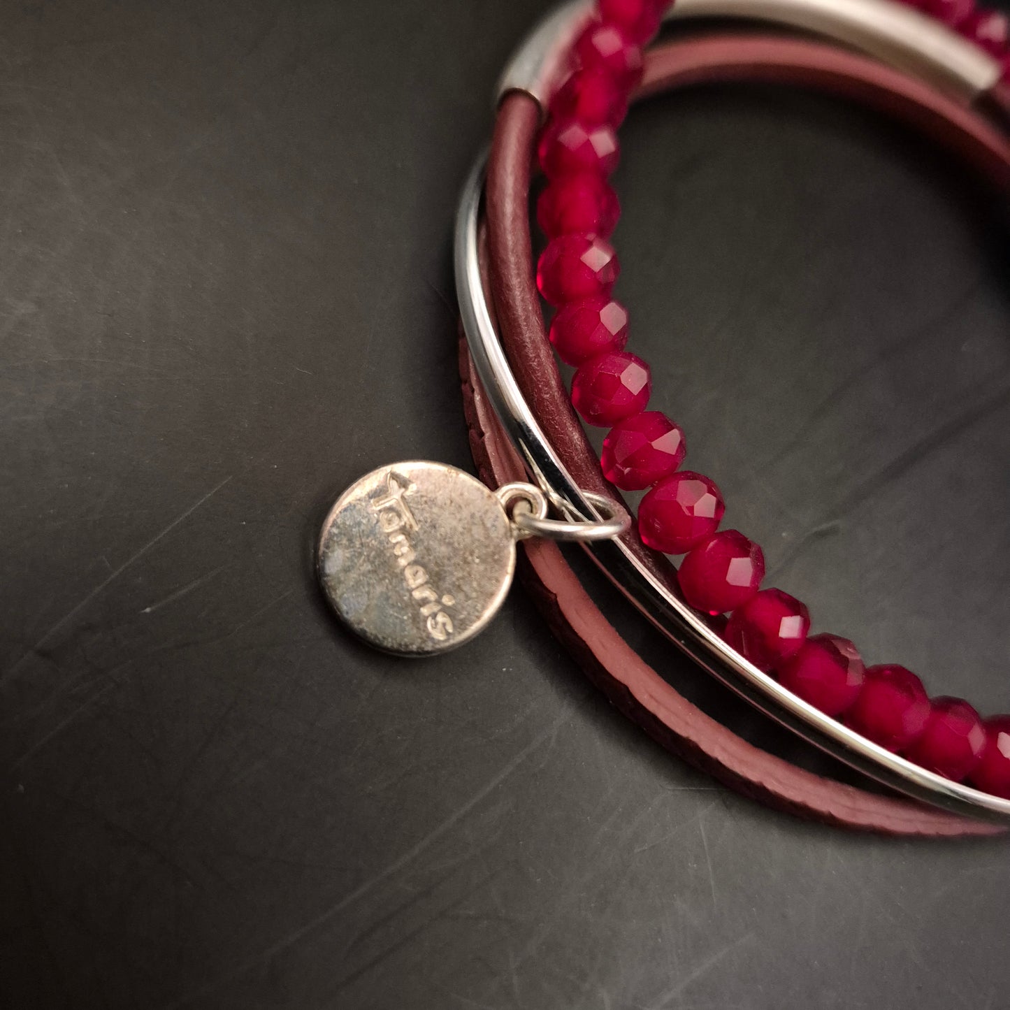 Stilvolles Tamaris Wickelarmband – Pinkfarbene Perlen & Lederoptik