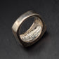 Massiver Herren Ring – Robuster Siegelring Stil in Silber Optik