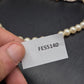 Klassische Perlenkette mit verzierten Steckverschluss – Zeitlose Eleganz