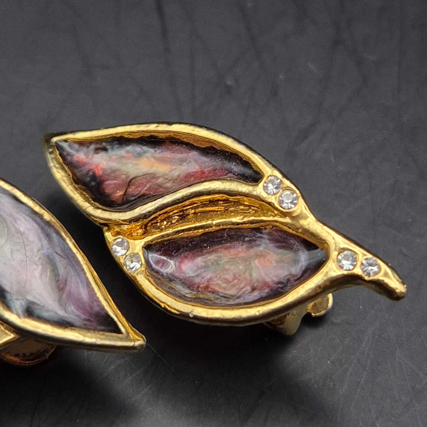 Elegante Blatt-Ohrclips mit Emaille und Kristallen – Vintage Stil Damen Ohrringe