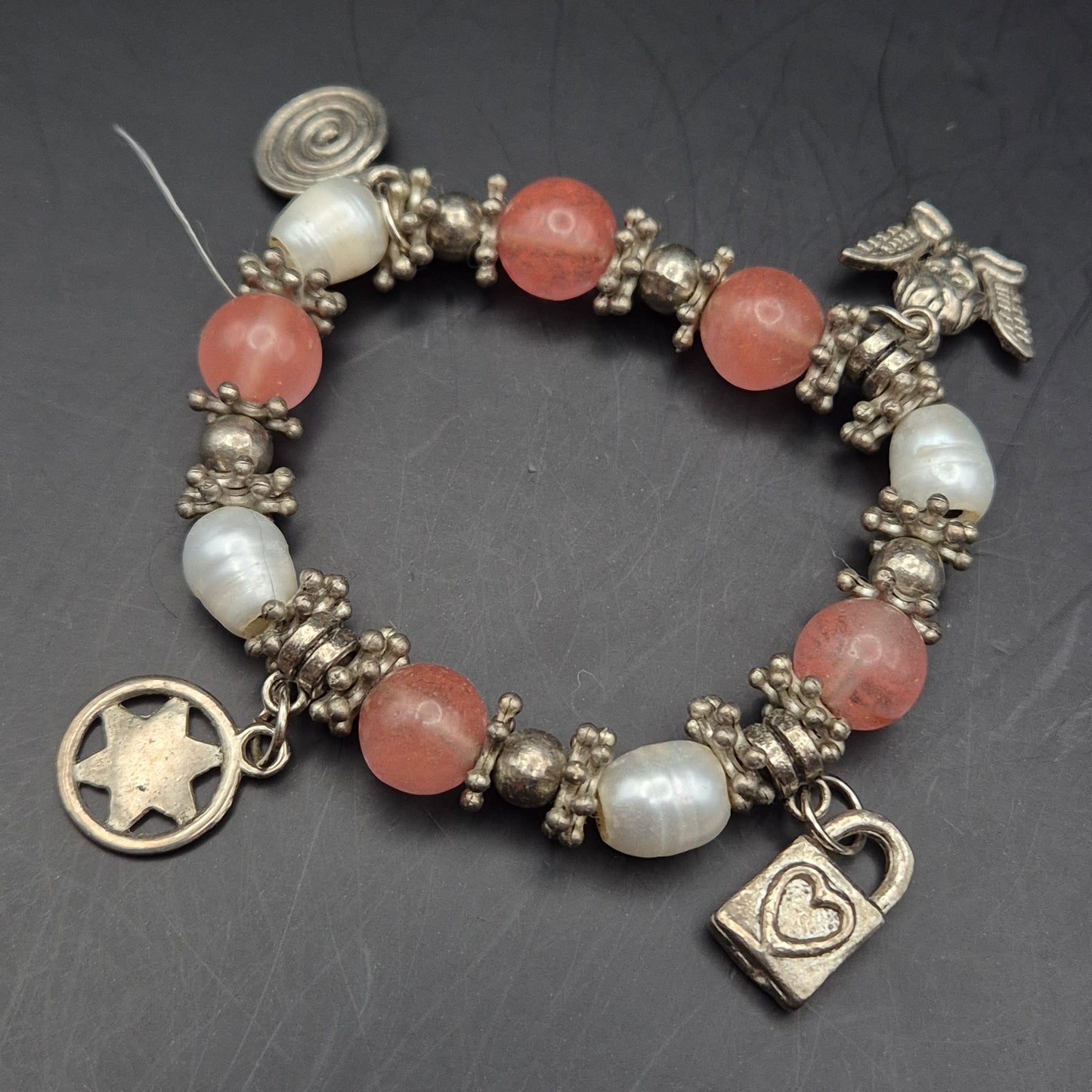 Charmantes Damen Armband mit Rosenquarz & Perlen – Verspielter Boho-Stil