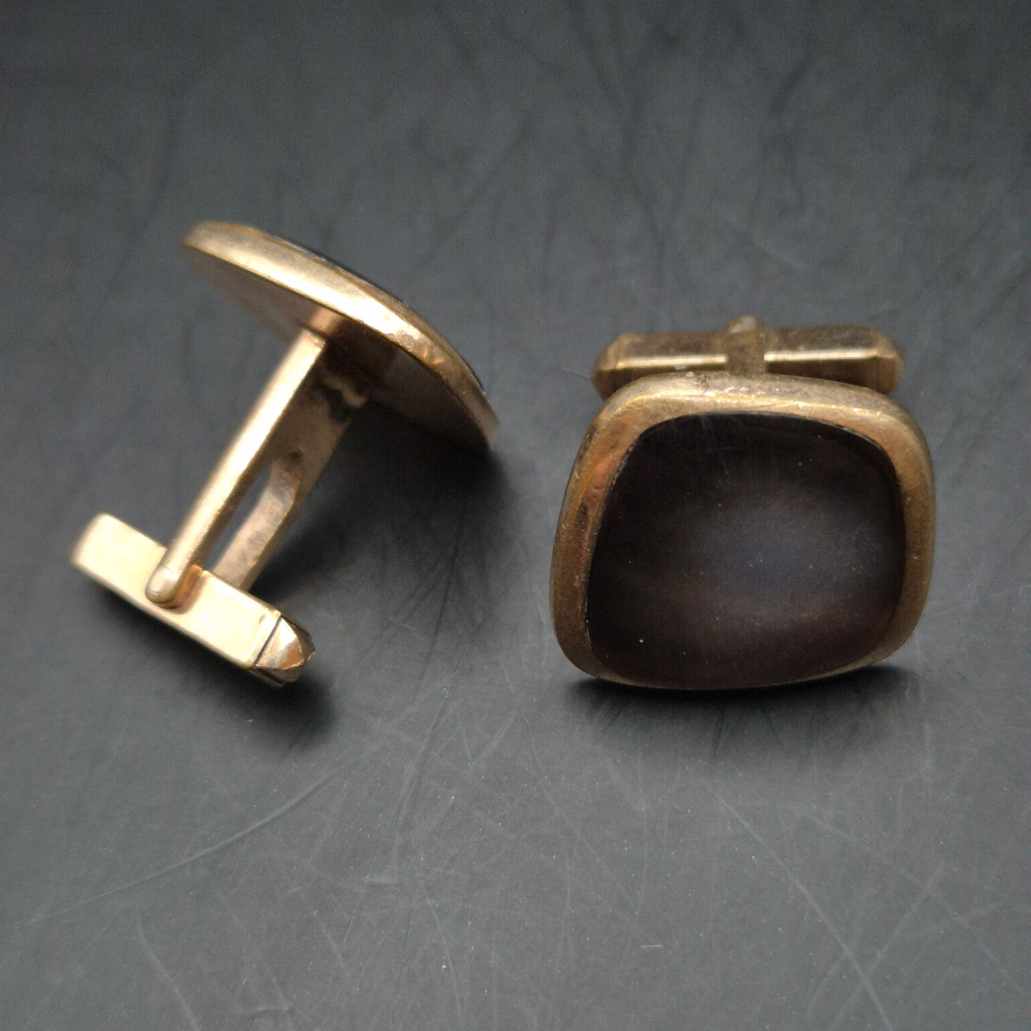 Vintage Manschettenknöpfe Goldfarben mit Dunklem Stein – Klassisch & Edel
