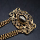 Edle Vintage Brosche mit Kette – Barockes Design in Gold Optik