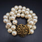 Elegantes Perlenarmband – Dreireihiges Damen Armband mit Vintage-Verschluss