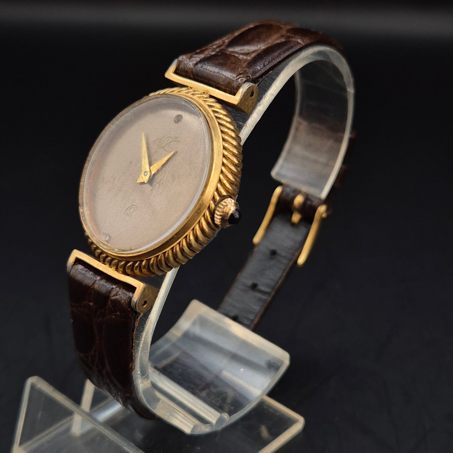 Elegante ZentRa Vintage Damen Uhr – Klassisches Design in Goldoptik