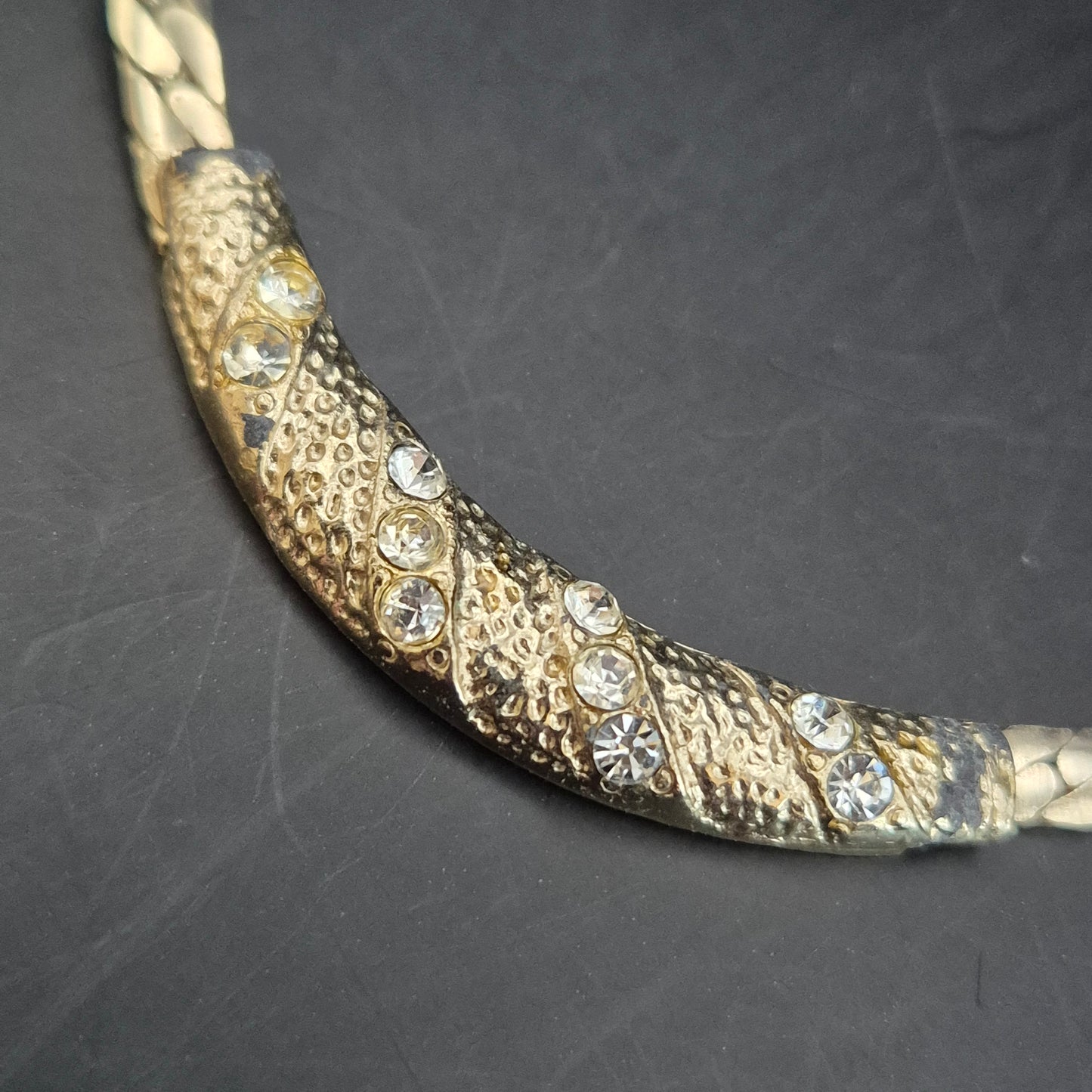 Vintage Gold Ton Snake Chain Halskette – Elegante Strass-Akzente