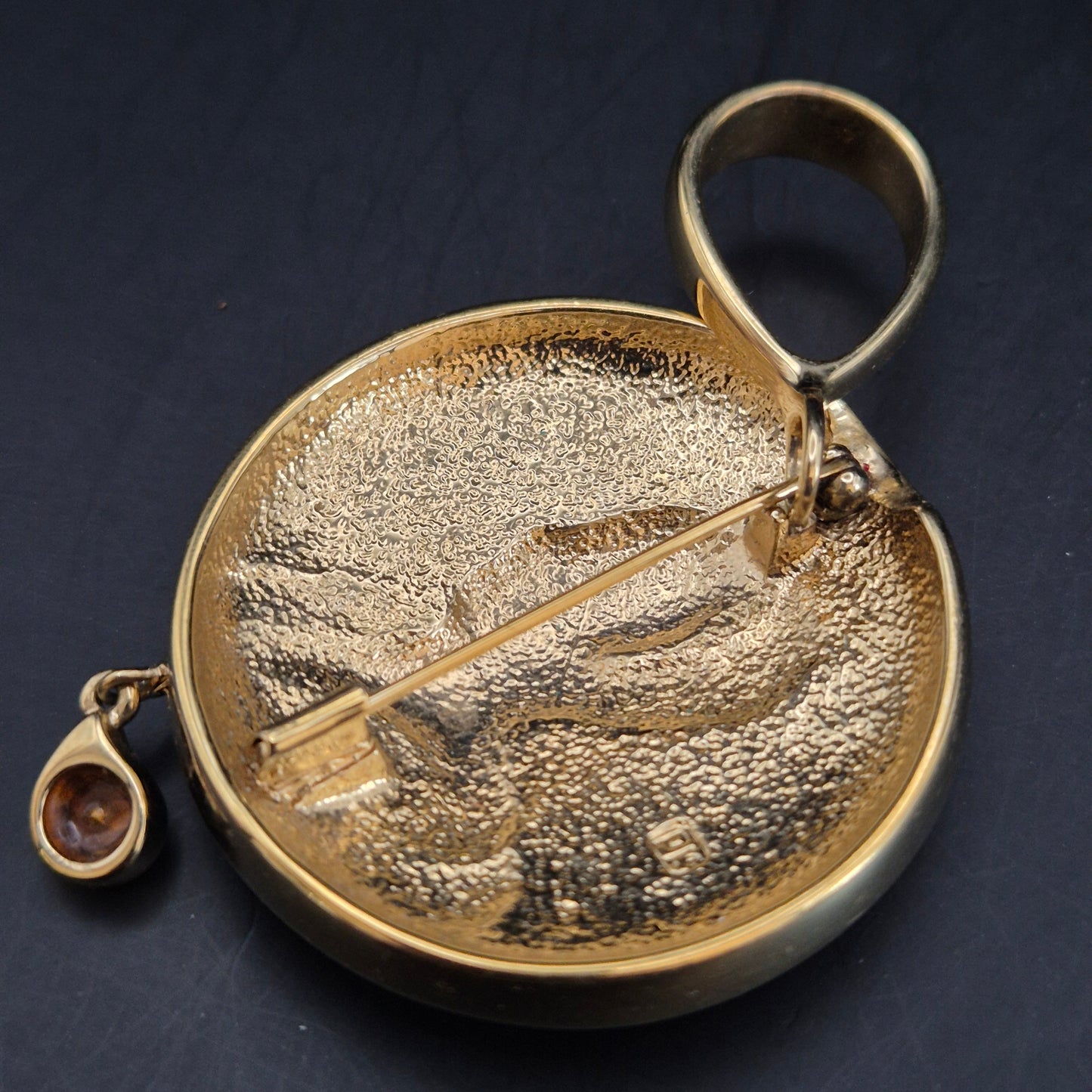 Elegante Damen Brosche & Anhänger – Art Déco Porträt mit Emaille und Strass