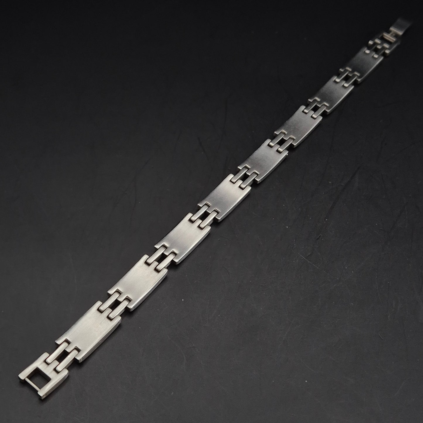 Markantes BVB 09 Herren Armband – Robustes Edelstahl Design für Fans