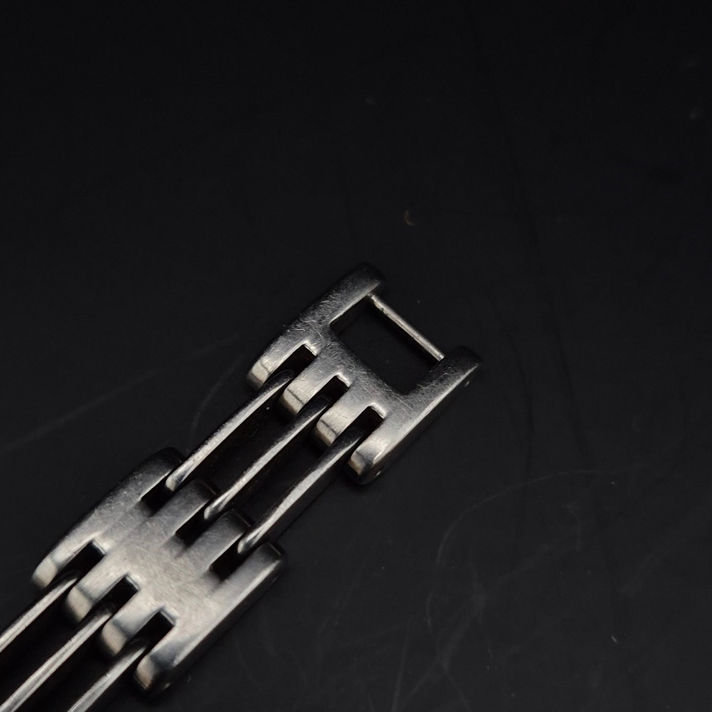 Modernes Edelstahl Armband für Herren – Markantes Glieder Design