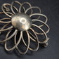 Silberne Vintage Blumen Brosche – Elegantes Florales Design