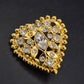 Goldene Herz Brosche – Vintage Design mit Funkelnden Kristallen